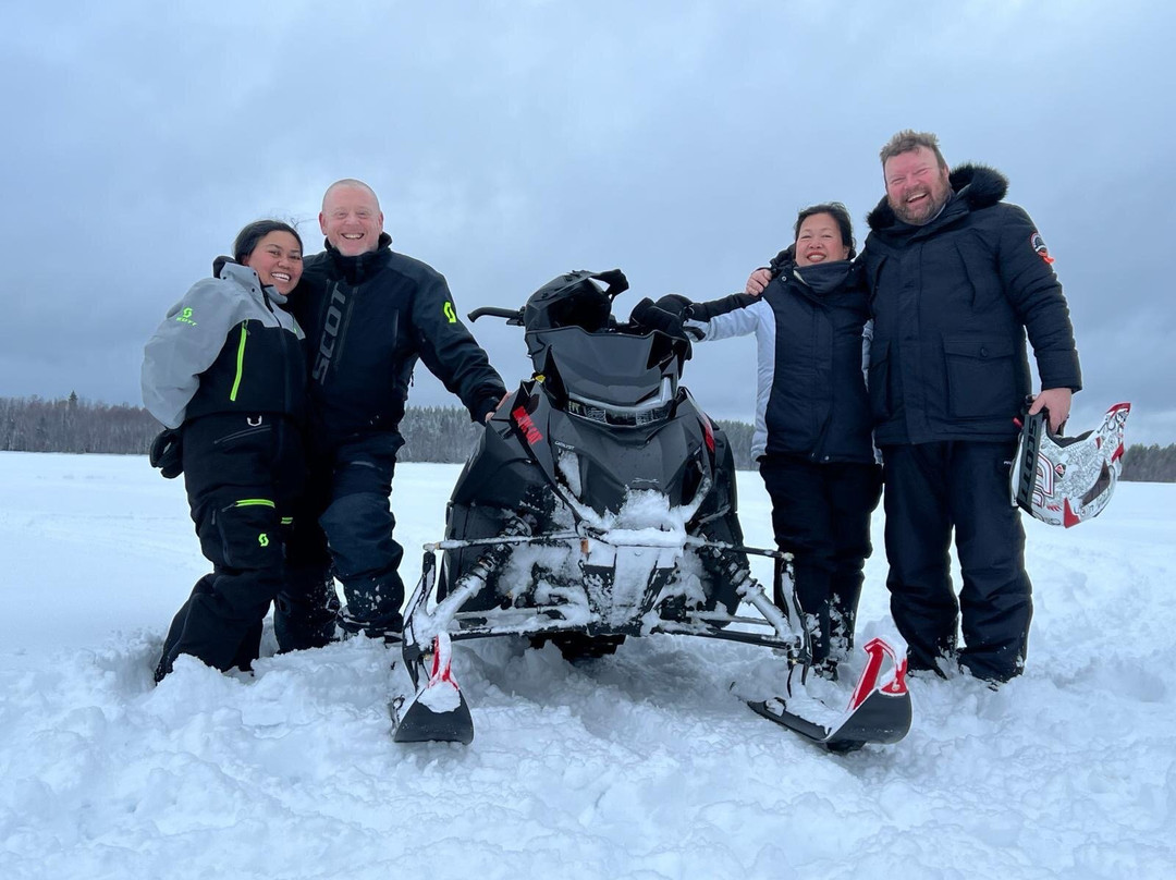 Lappvik - Snowmobile tours