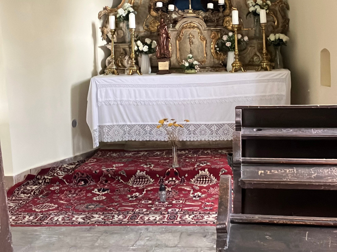 Lucsony Szent Anna's Chapel-Mosonmagyarovar必去景点