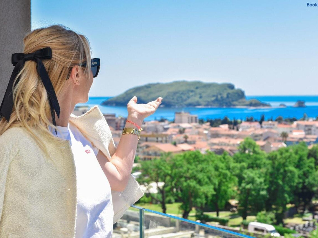 Chill and Go Aparthotel主图