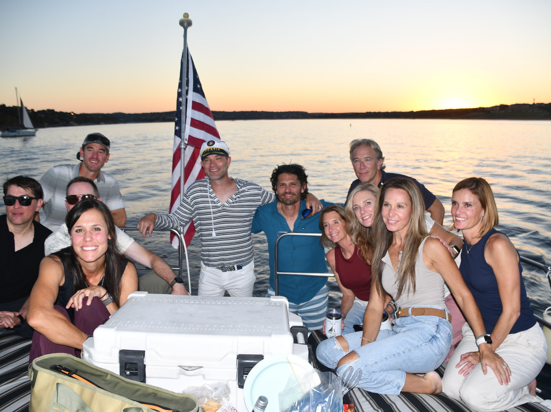 Sail Austin Charters - Private Tours-Lakeway必去景点