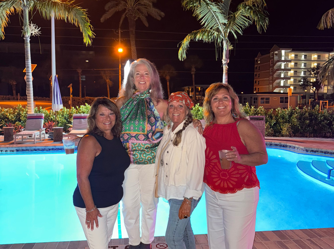 Salt Water Suites主图