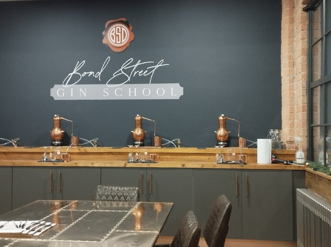 Bond Street Distillery-欣克利必去景点