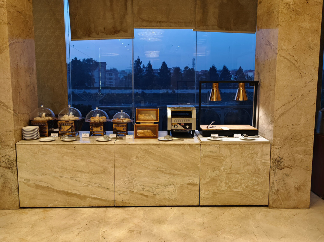 Clarion Hotel Dehradun主图