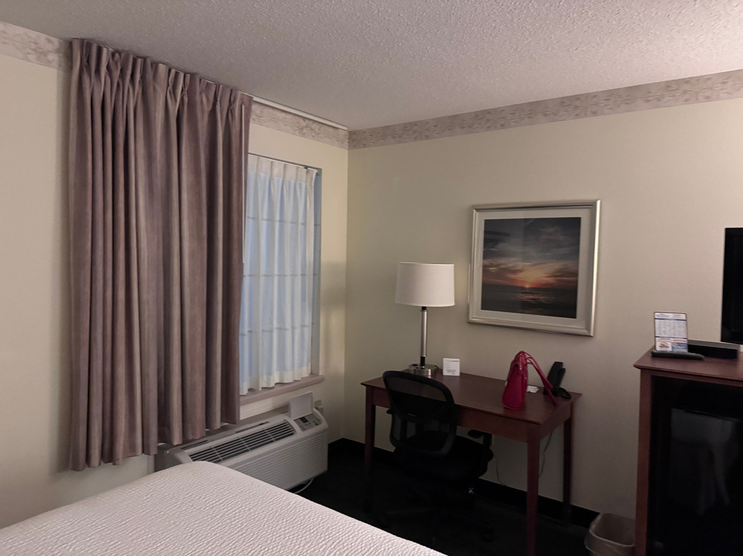 Baymont By Wyndham Mackinaw City主图