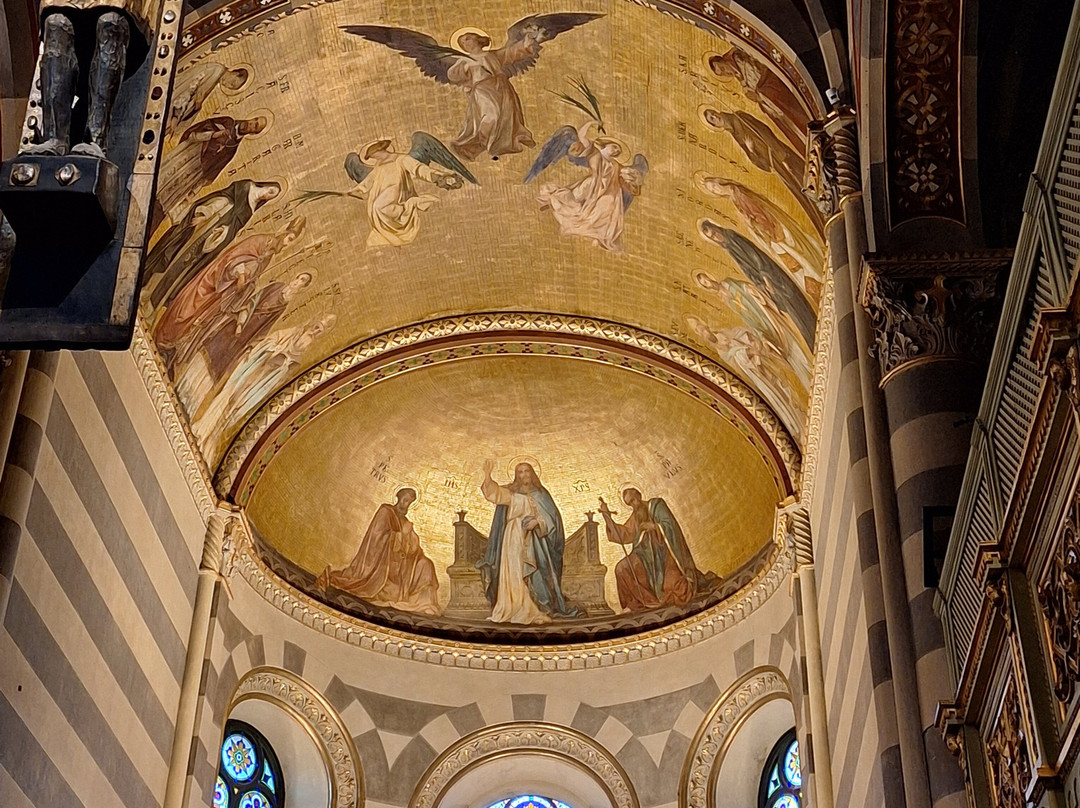 Cattedrale di Santa Maria Assunta-诺瓦拉必去景点