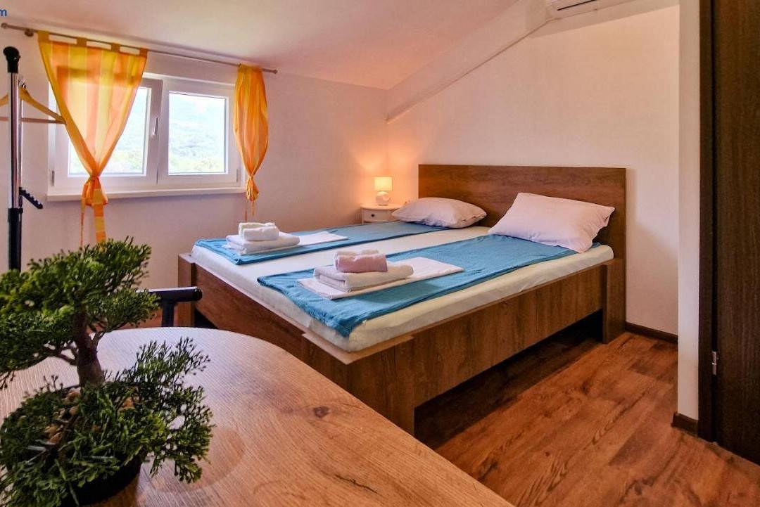 Rooms Sunny Valley