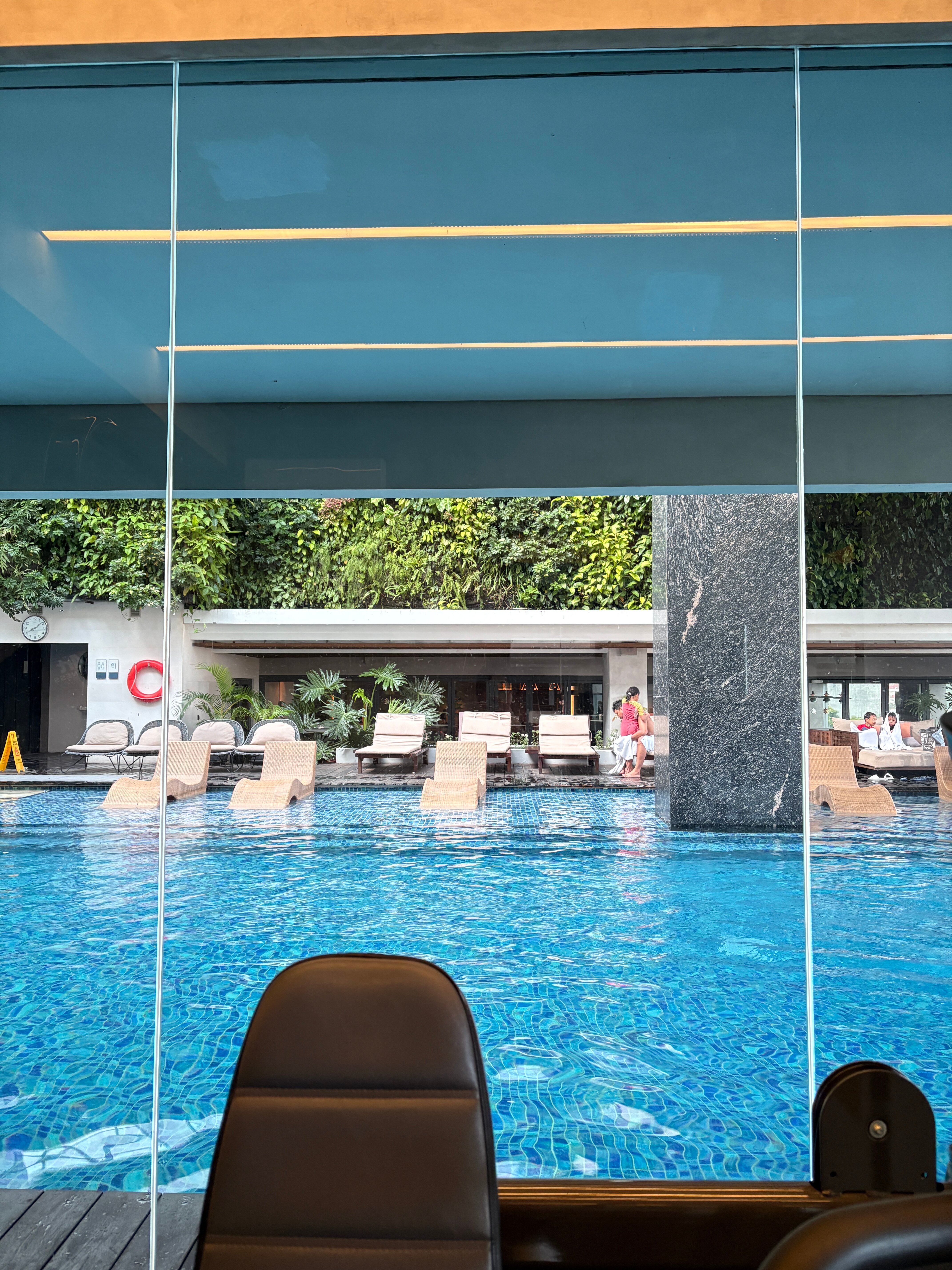 Hotel Aruss Semarang-泳池