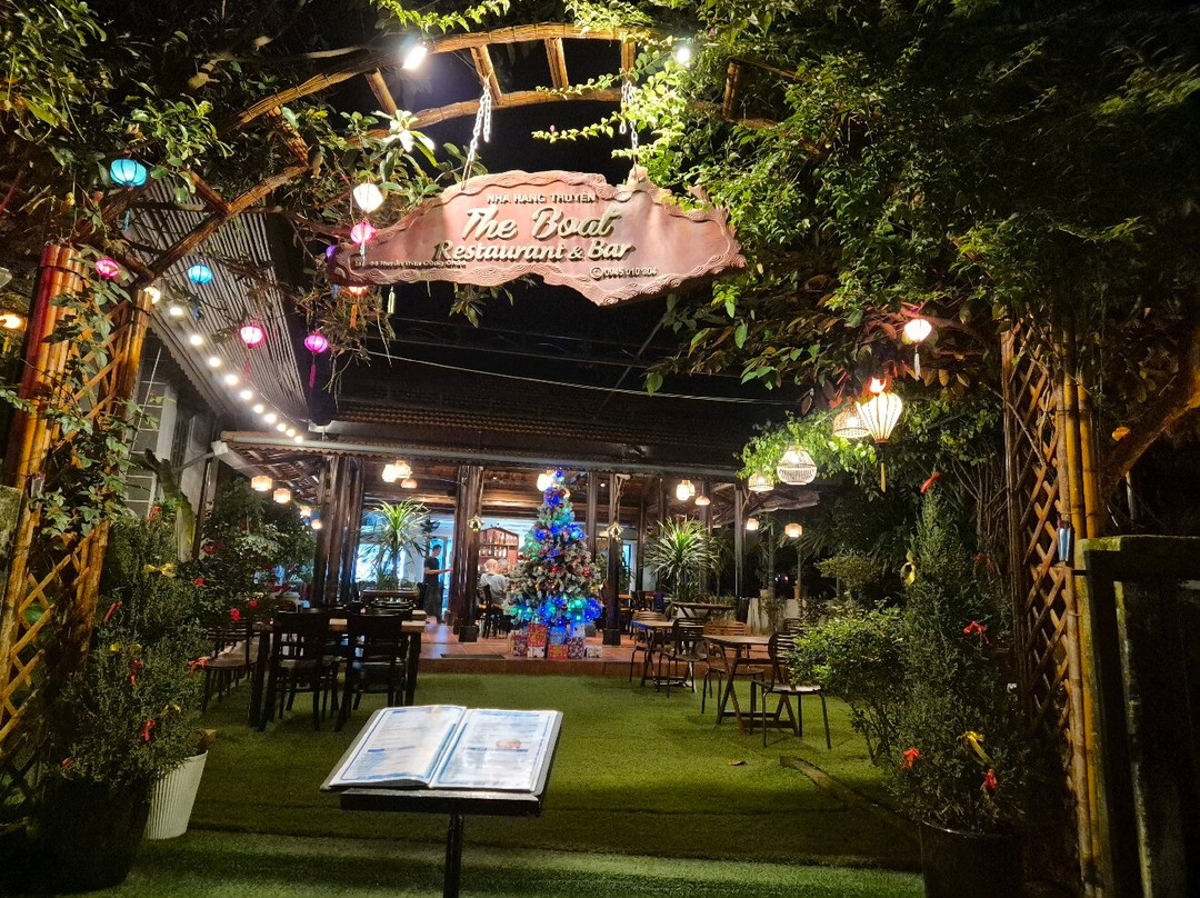 The Boat Restaurants Riverside