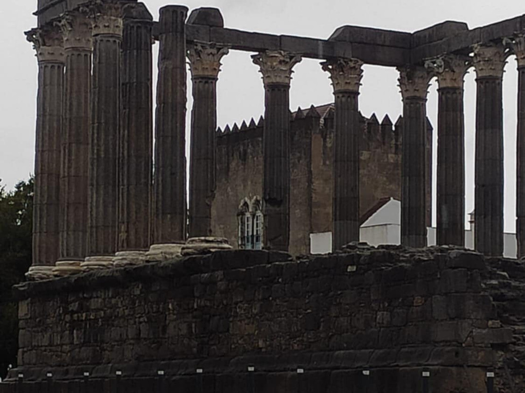 Templo Romano de Évora (Templo de Diana)-埃武拉必去景点