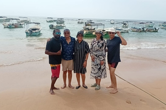 Snorkeling with Sandaru-希克杜沃必去景点