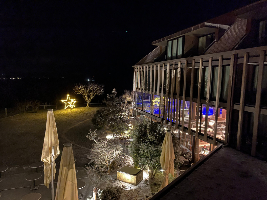 希斯申酒店主图