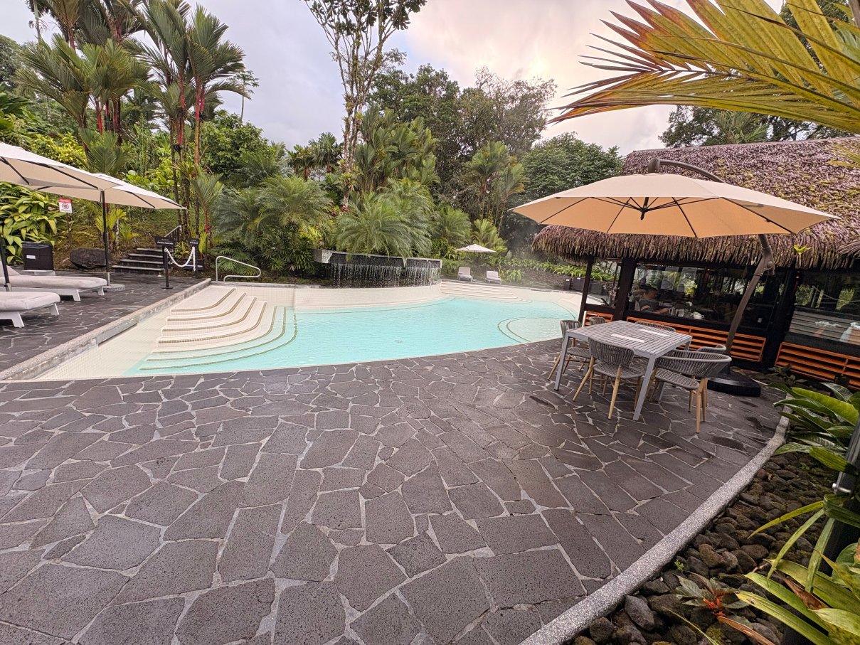 塔巴肯豪华热温泉度假酒店-泳池