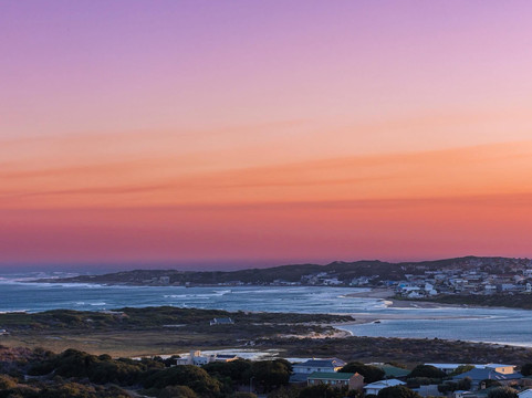 Stilbaai Brugmark-斯特尔拜必去景点