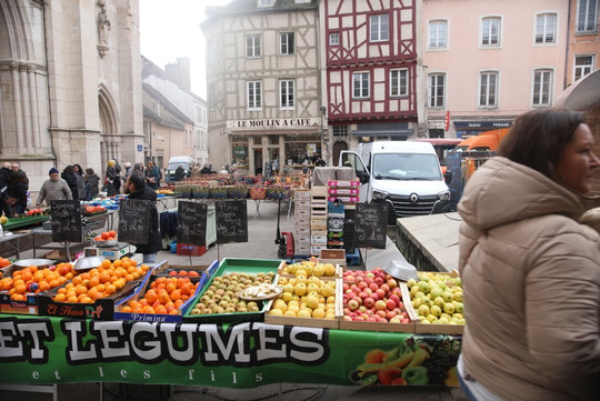 Le marché du dimanche matin