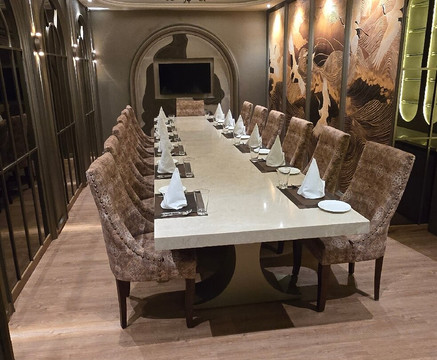 Hotel Nirvana Gateway