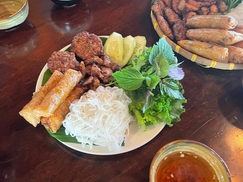 Mộc Kitchen PQ-扬东必去景点