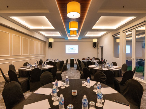 Howard Johnson by Wyndham Kota Kinabalu City Centre (formerly Hotel Shangri-La Kota Kinabalu)主图