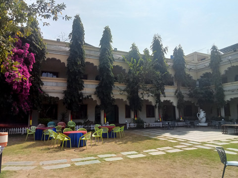 火烈鸟度假村主图