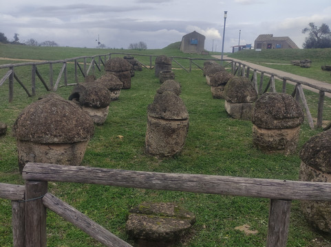 Necropolis of Tarquinia-塔尔奎尼亚必去景点