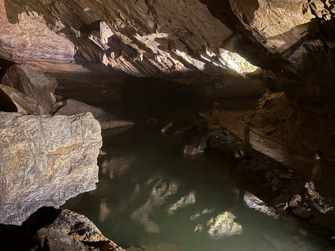Bristol Caverns-布里斯托尔必去景点