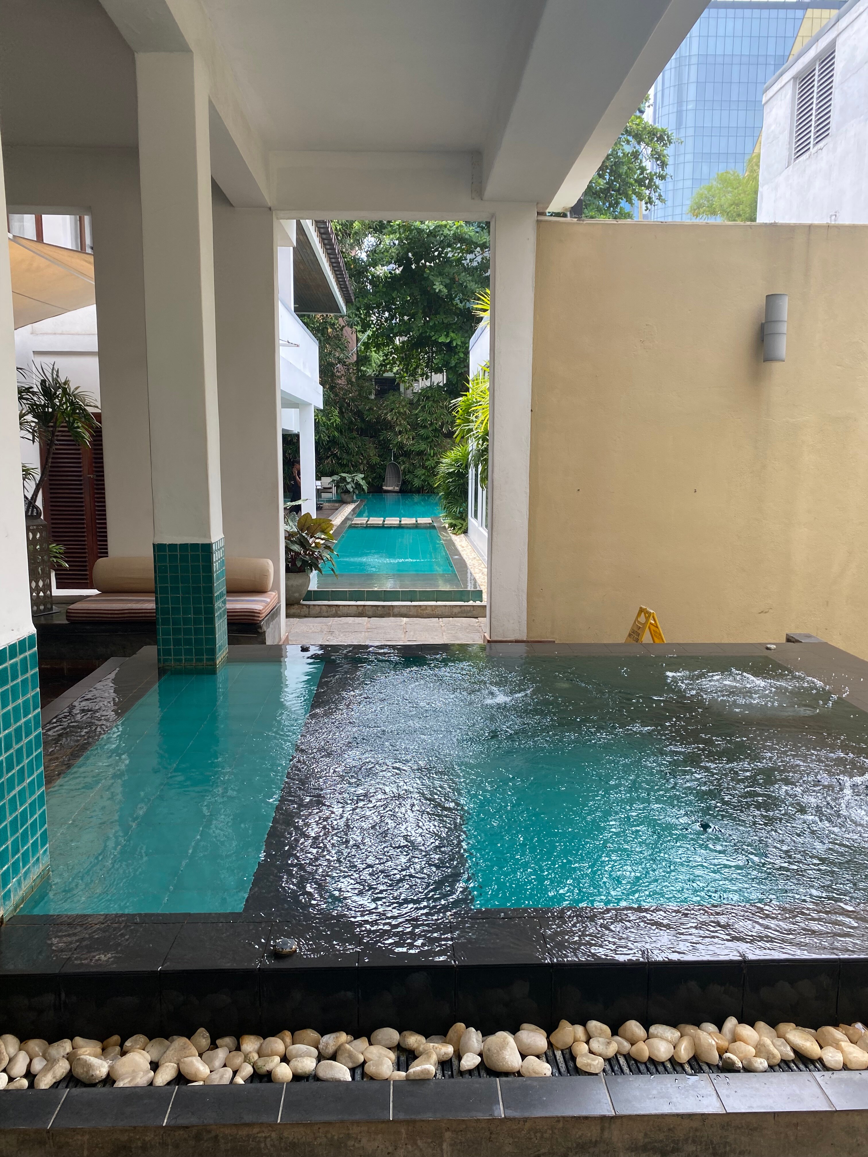 可伦坡万怡酒店-官方