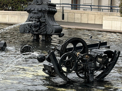 Tinguely Fountain-巴塞尔必去景点