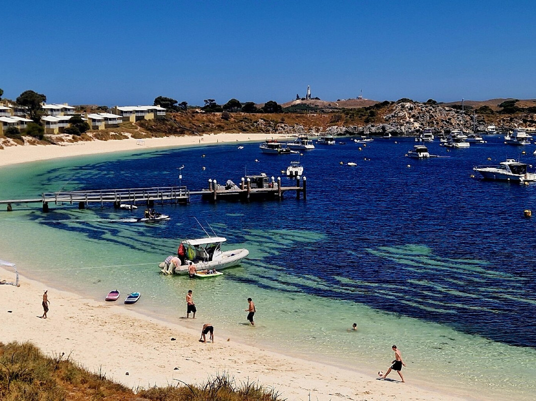 The Basin-罗特尼斯岛必去景点