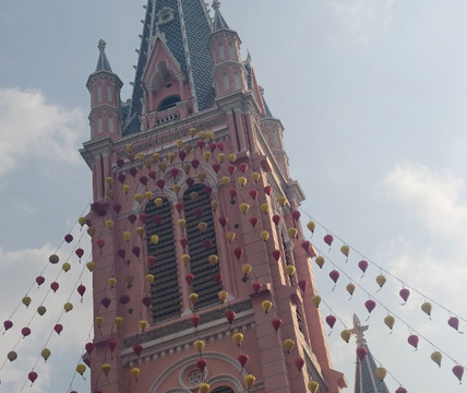 耶稣圣心堂-胡志明市必去景点