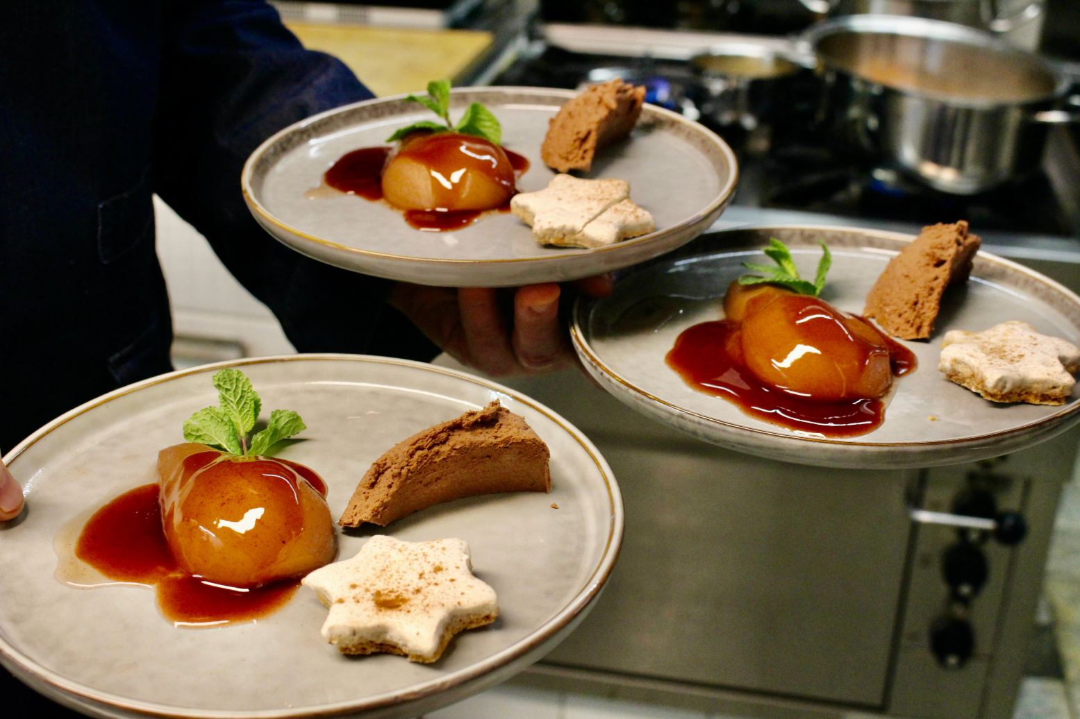 Engel 16-餐饮