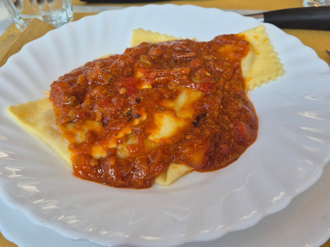 巴迪亚农场旅馆主图