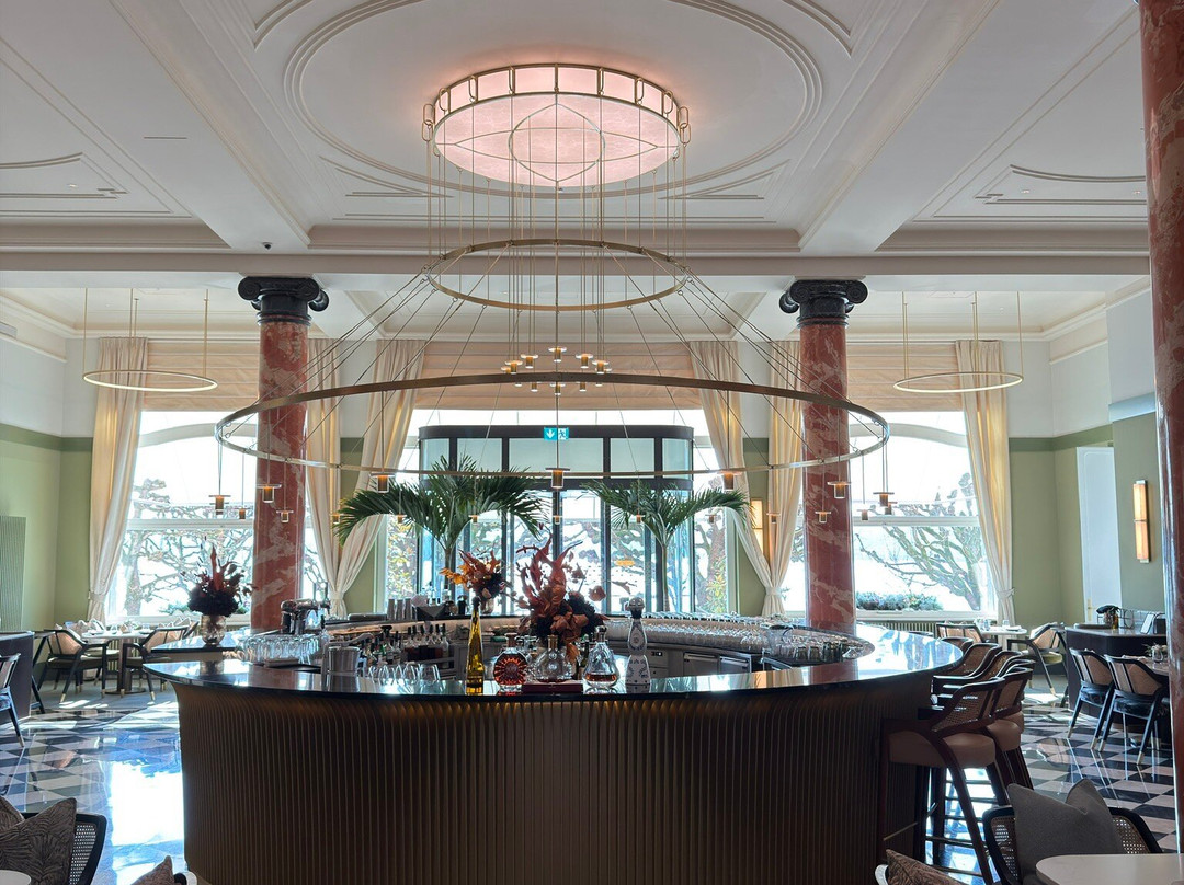 卢塞恩文华东方皇宫酒店主图