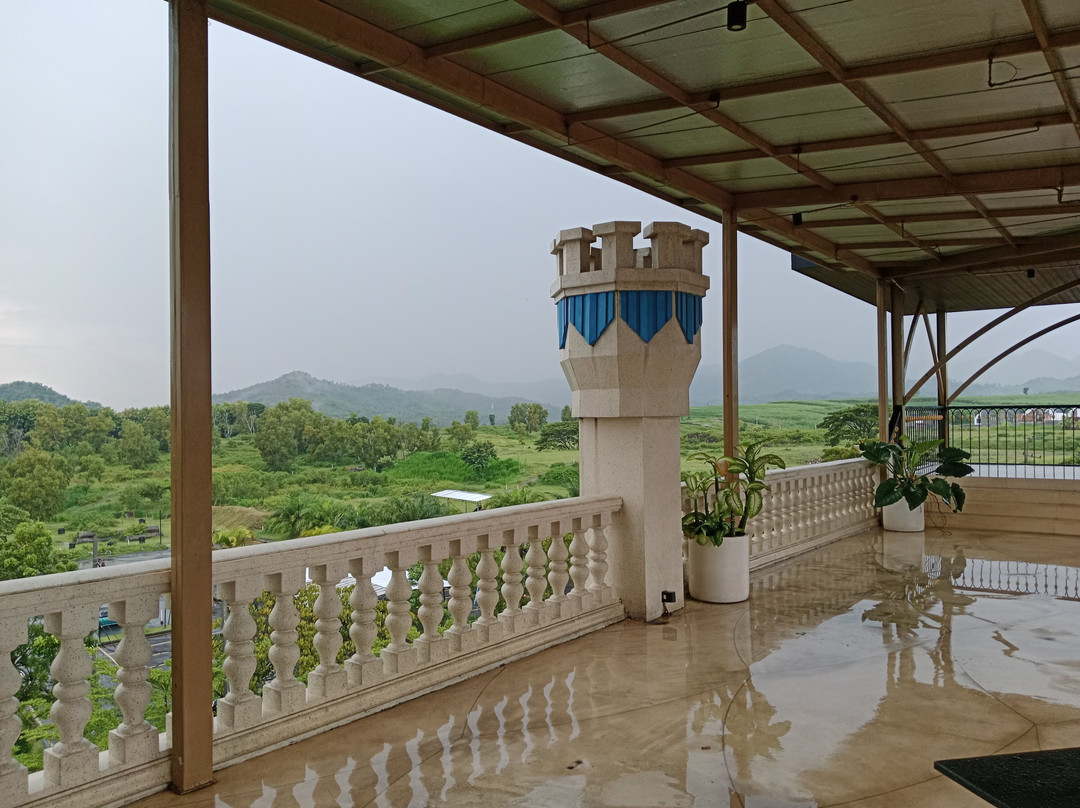 詹布王国酒店及度假村