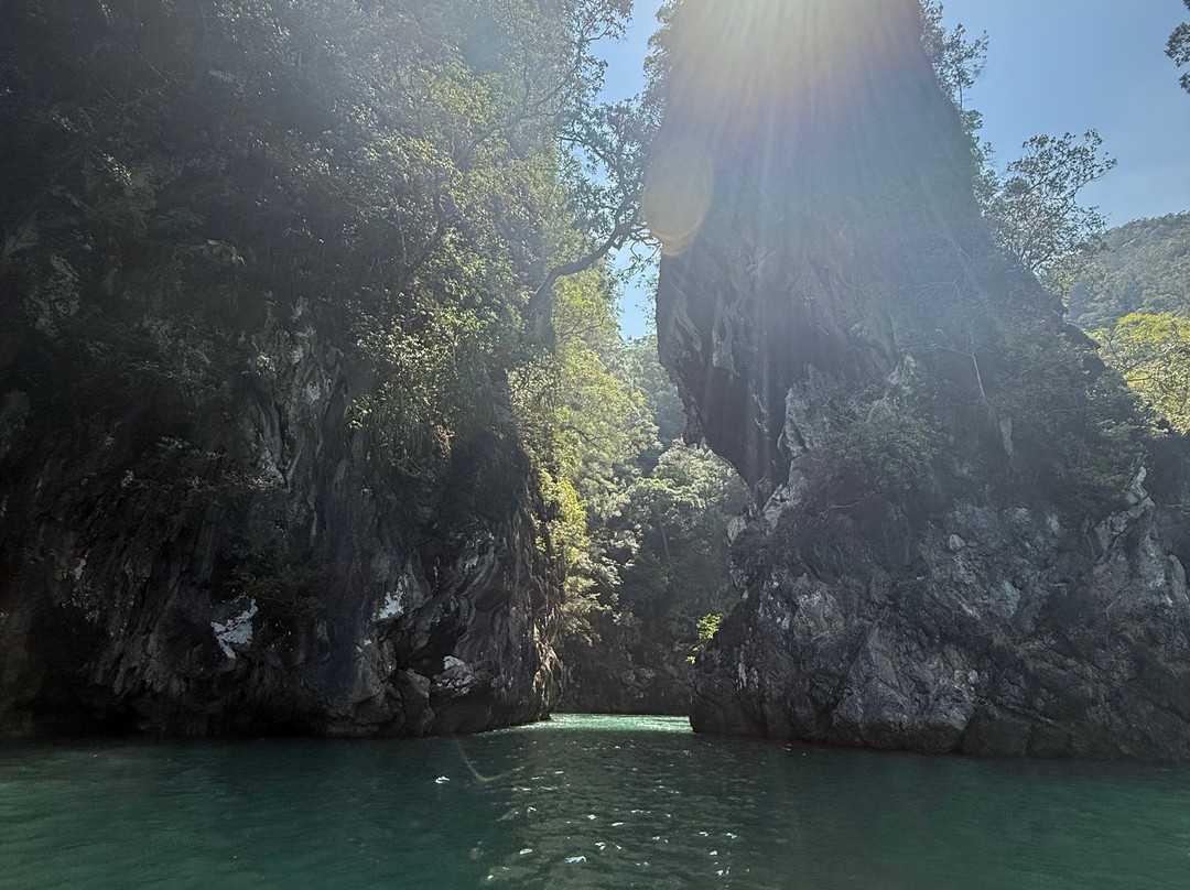 Karst Aways. Krabi Kayak Tour-Nong Thale必去景点