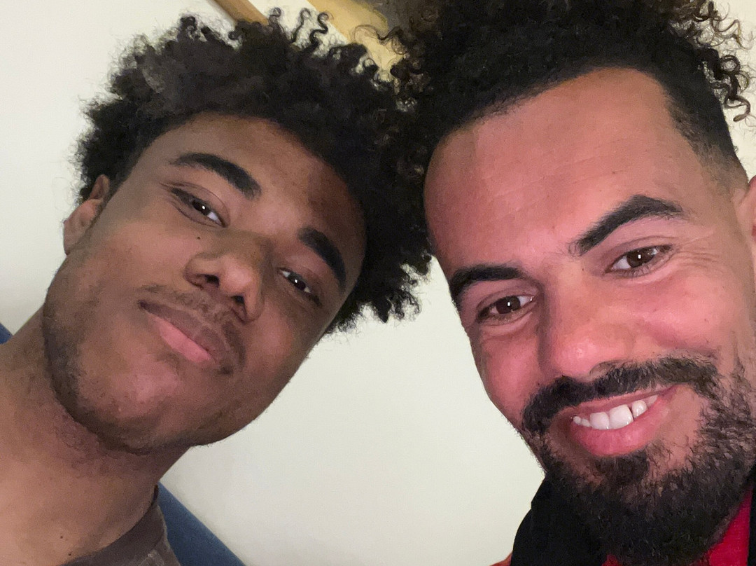 麦地那日光浴及海水浴酒店主图