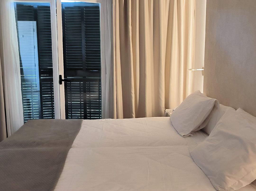 桑卓迪度假酒店主图