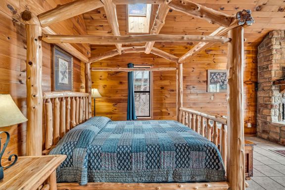 Tree House Cabins at River of Life Farm-客卧