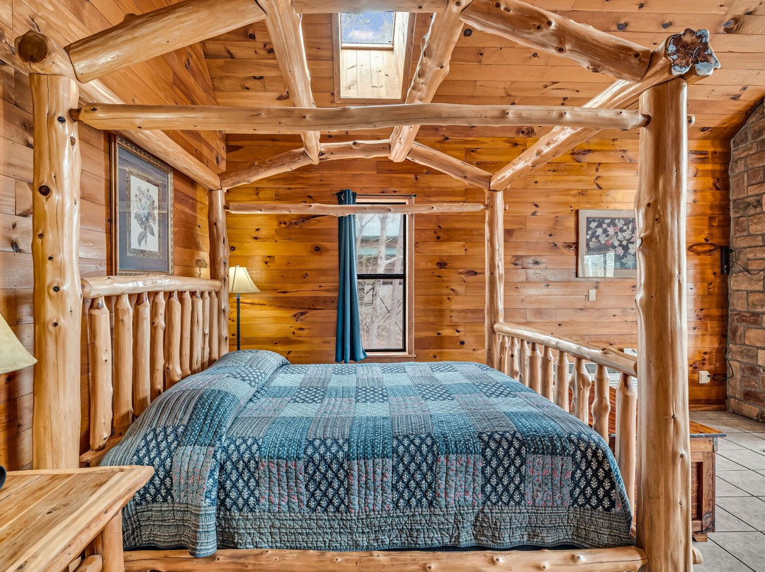Tree House Cabins at River of Life Farm主图