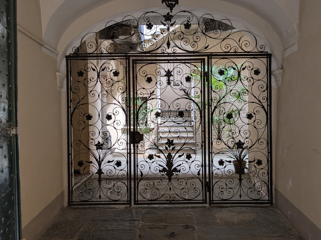 杰德维尼多酒店主图