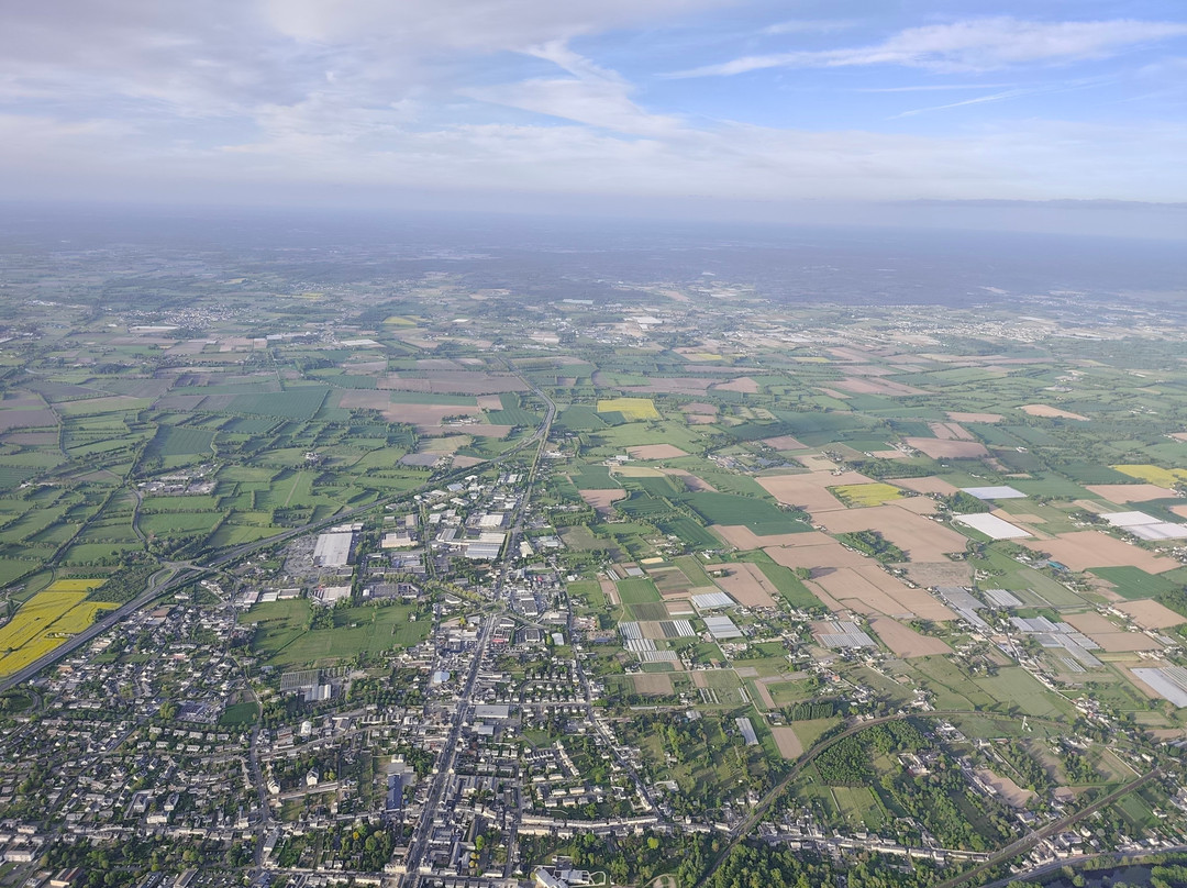 Art Montgolfieres-Saint-Georges-sur-Cher必去景点