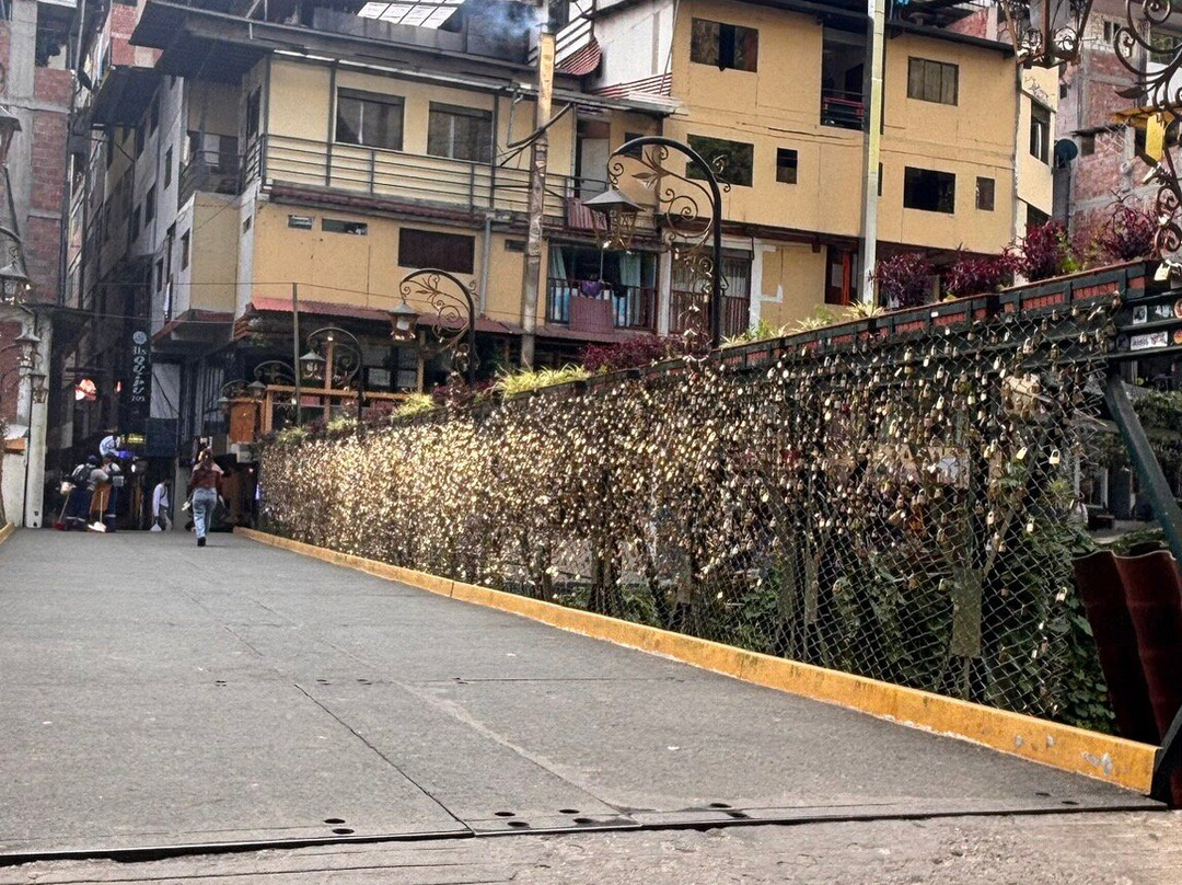 Puente Sinchi Roca-温泉镇必去景点