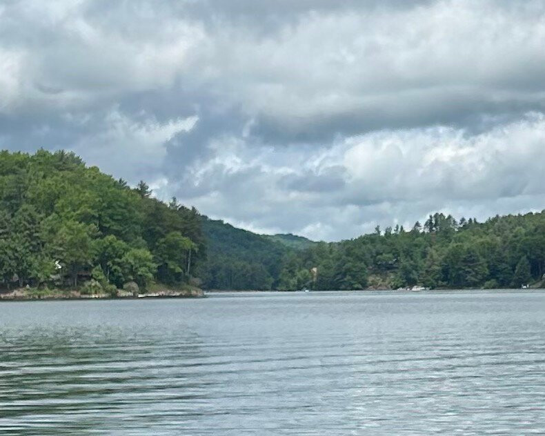 Lake Glenville Scenic Waterfall Cruises-Cashiers必去景点