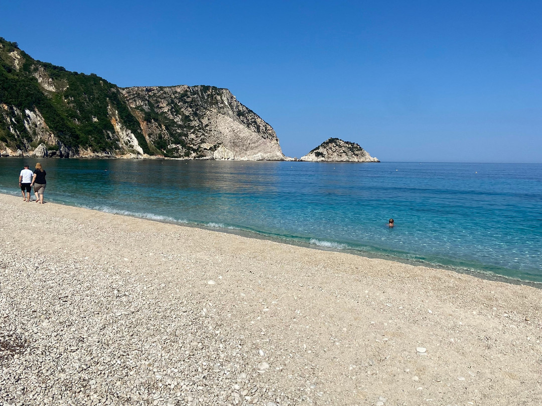Petani Beach-Lixouri必去景点