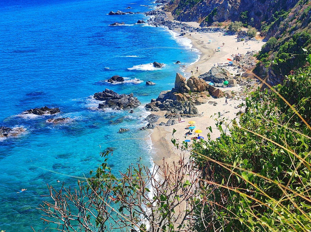 Spiaggia Paradiso del sub-Zambrone必去景点