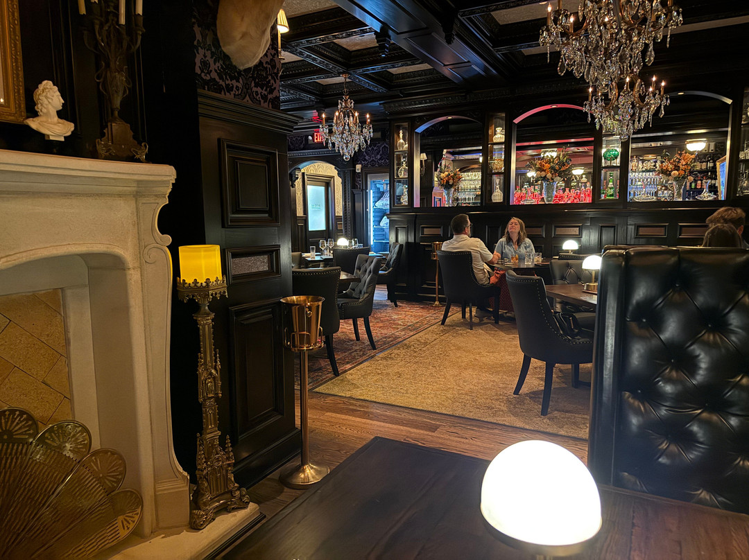 The Hemingway - A Steakhouse