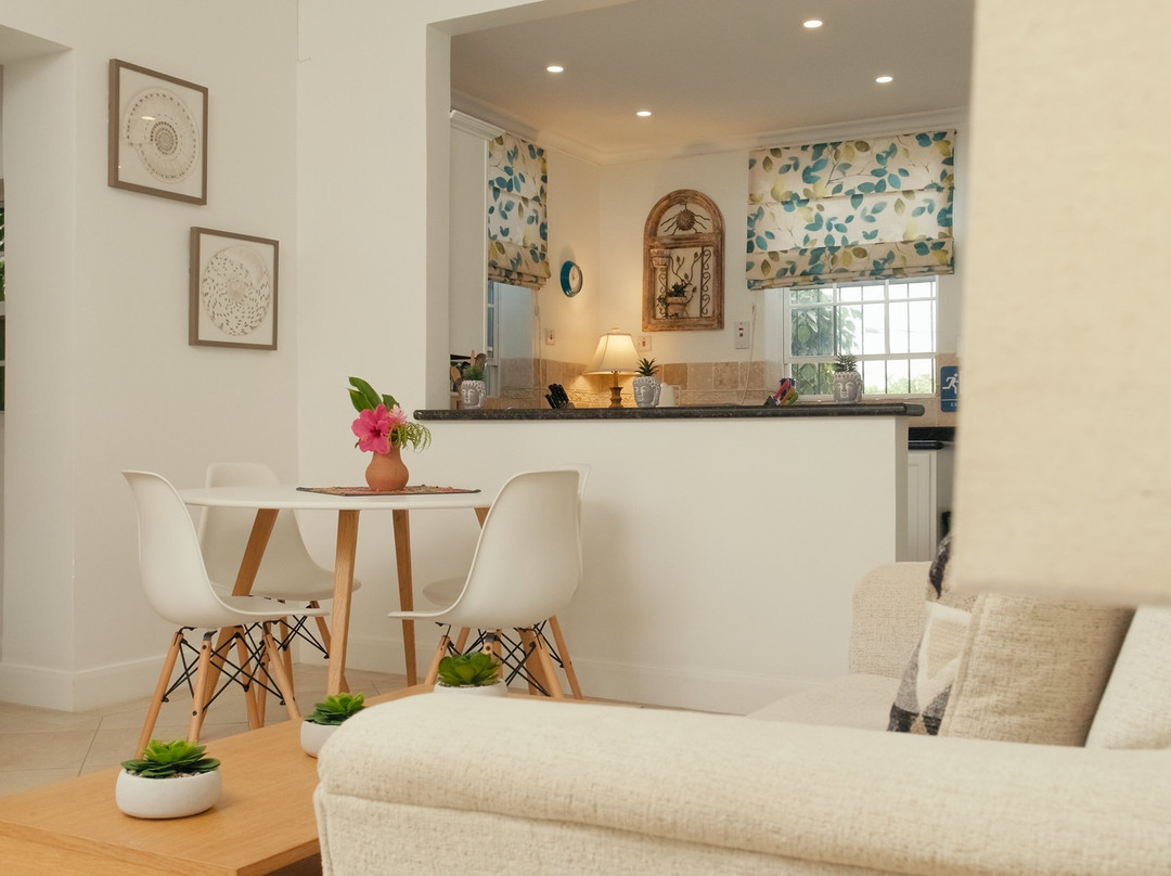Maresol Beach Apartments主图