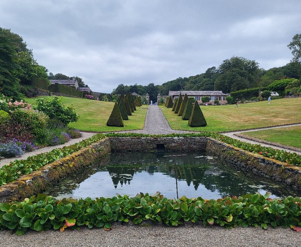 Plas Cadnant Hidden Gardens-Menai Bridge必去景点