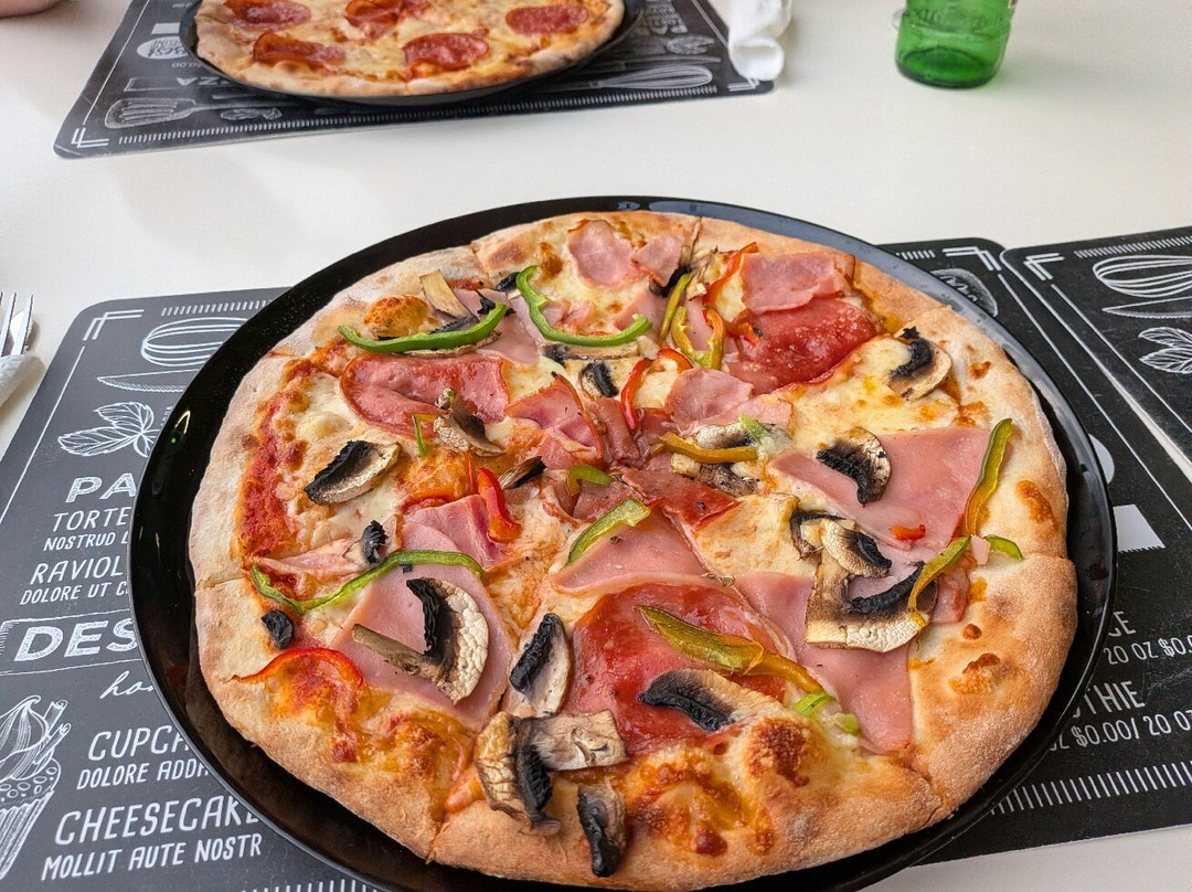 Rialton Pizza And Pasta