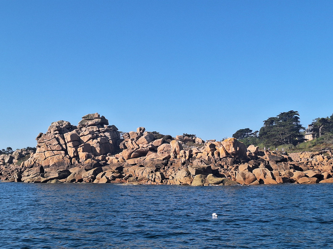 Réserve Naturelle des Sept Îles-皮若斯必去景点
