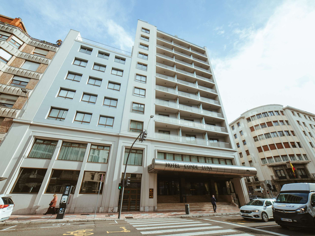 巴塞罗莱昂月亮伯爵酒店