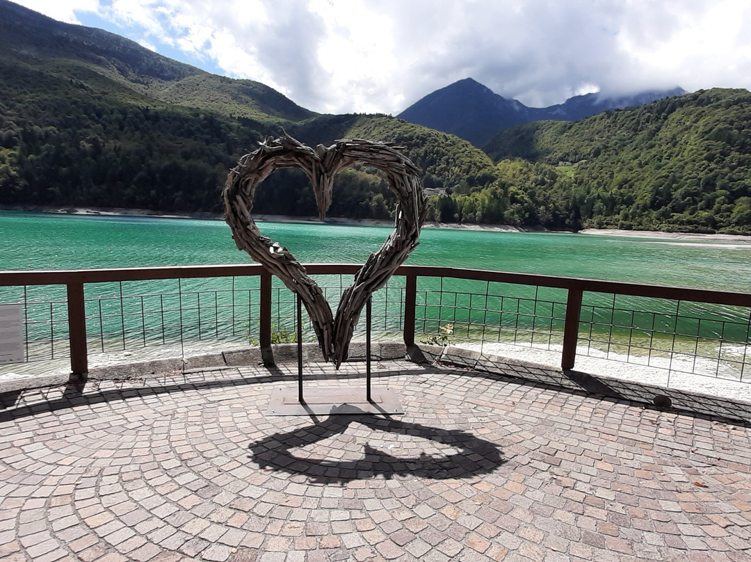 Lago Di Barcis-Barcis必去景点